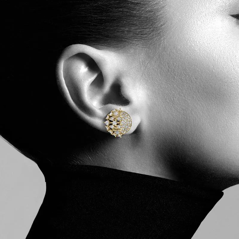 18k Luminus Yellow Gold Earring With 2.98 Cts Vs-Gh Diamonds