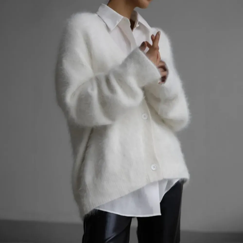 AGNES - CHIC CARDIGAN SWEATER