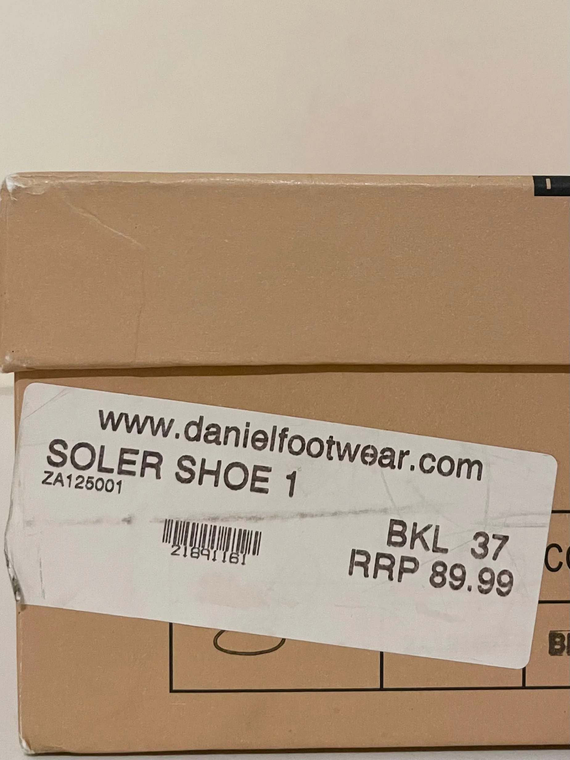 BRAND NEW IN BOX PAULA SOLER BLACK SEQUINNED HEELS SIZE 4/37