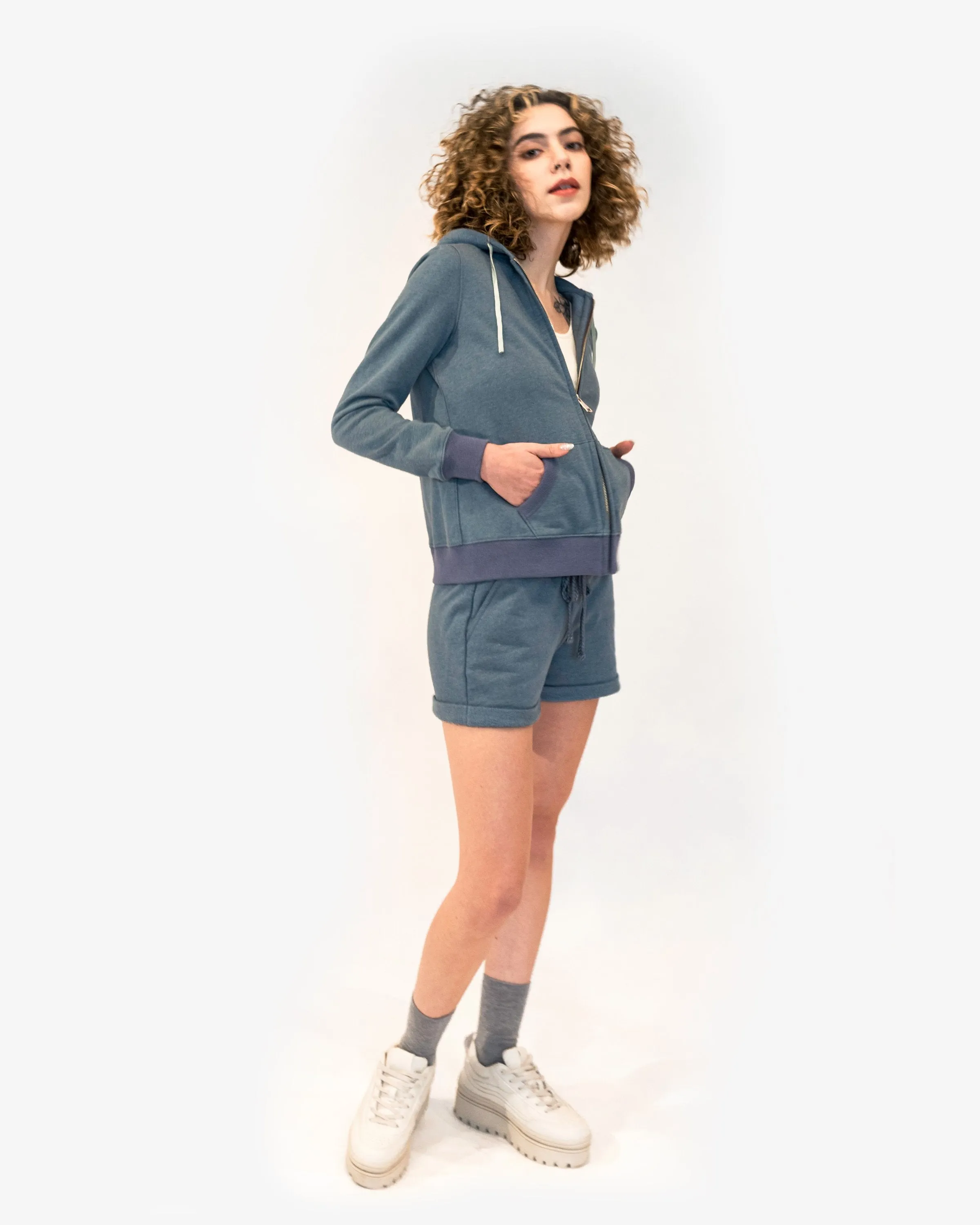 CASUAL ZIPPER HOODIE