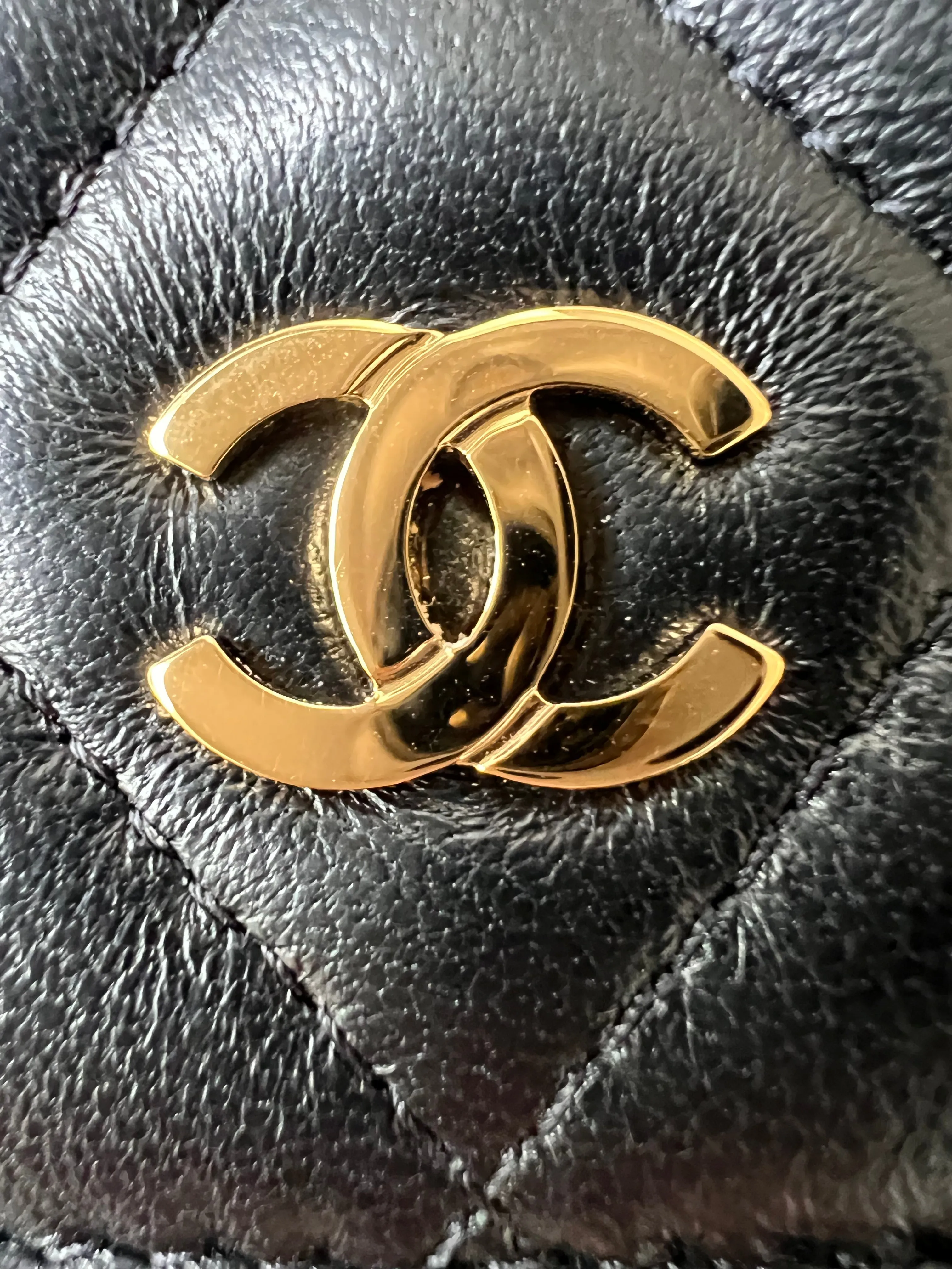 Chanel Black Lambskin Wallet on Chain with gold hardware (RRP £2,810)