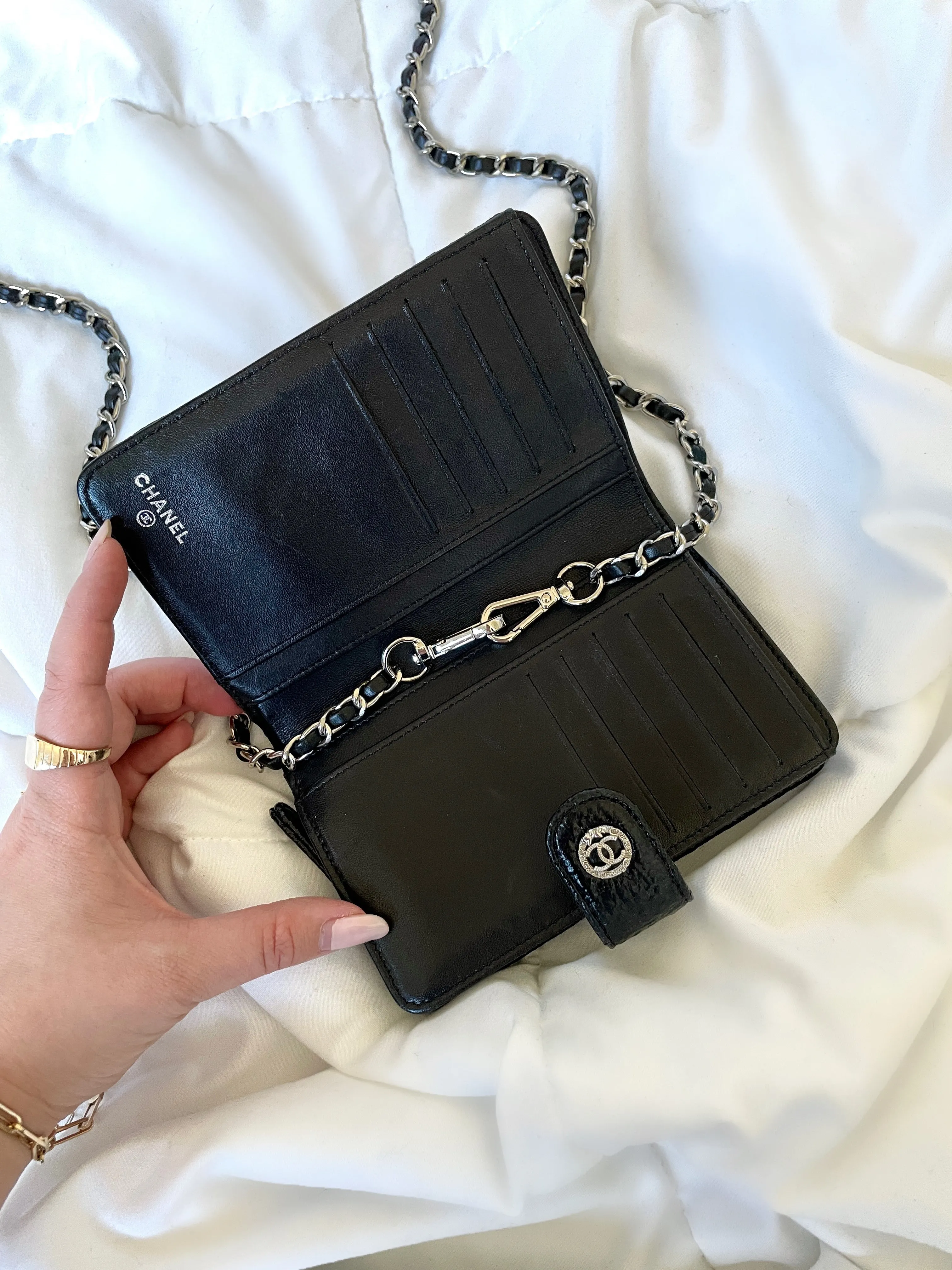 Chanel Wallet on Chain