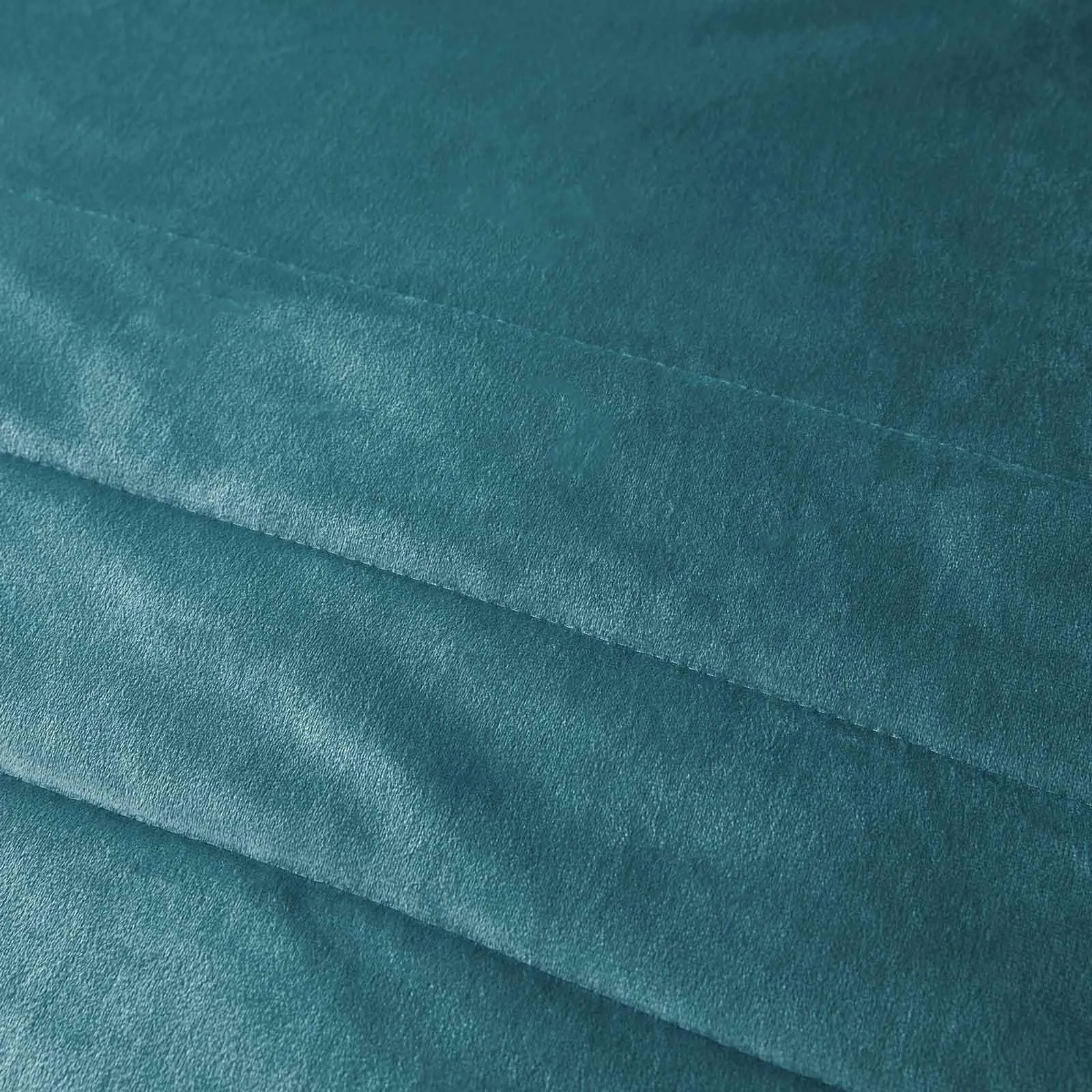 Chic Velvet Bedspread Teal