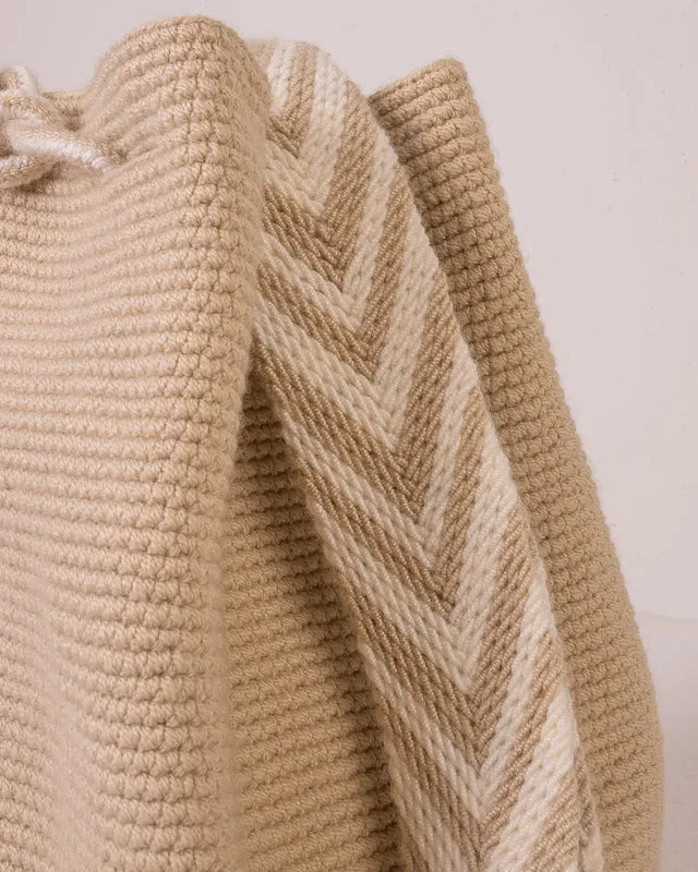 Chila Bags Nina Handwoven Shoulder Bucket Vegan Bag - Beige