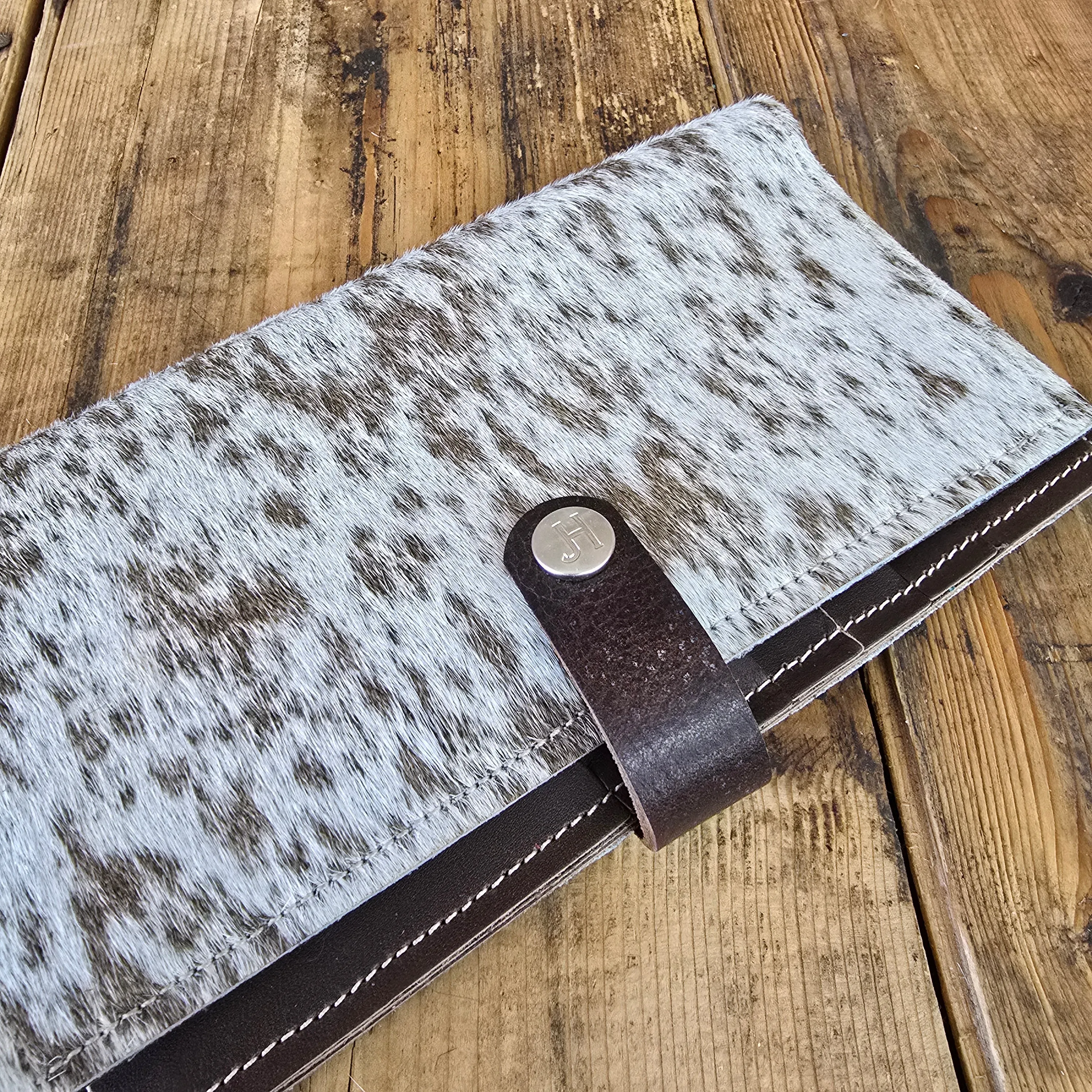Cowhide Wallet (Chocolate)