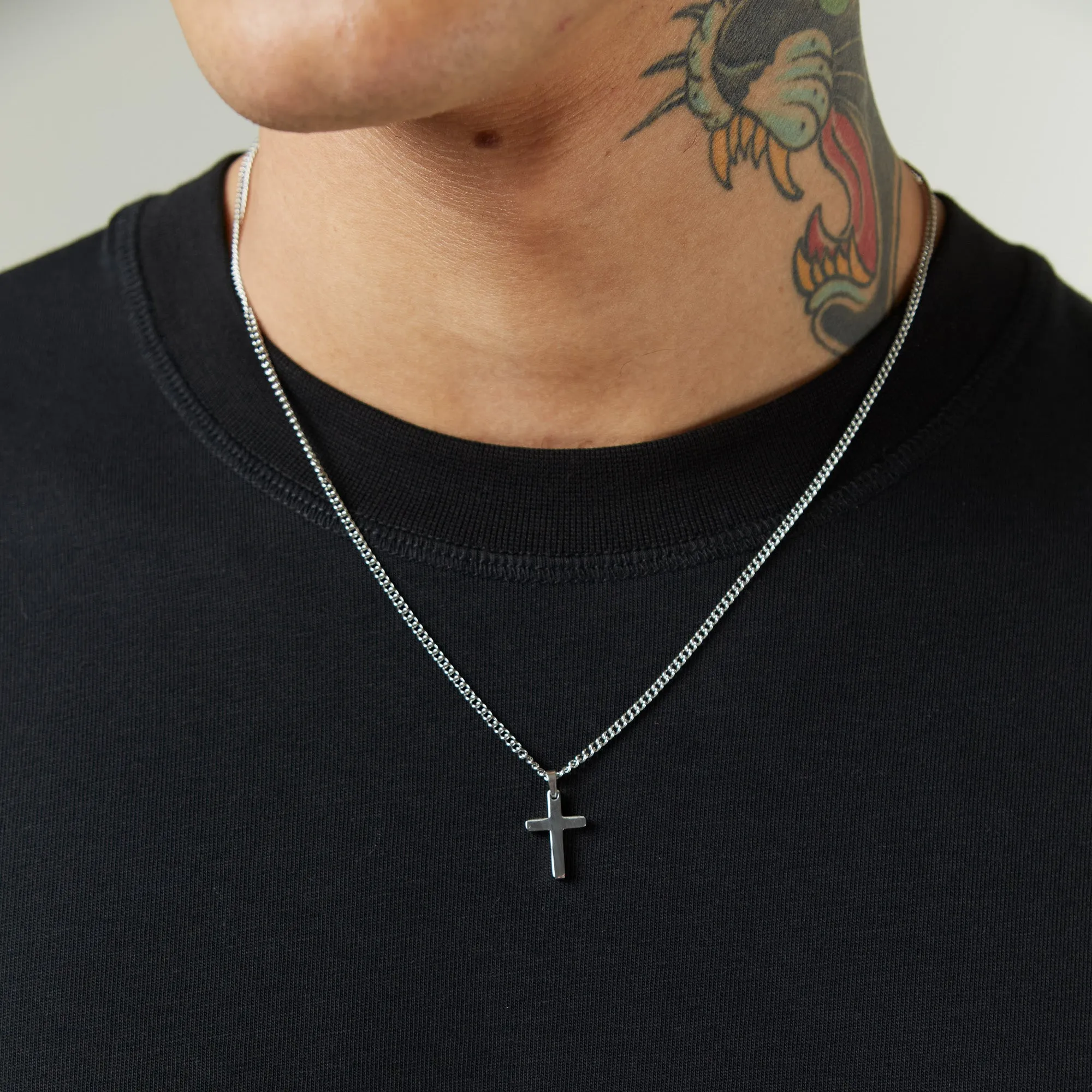 Cross Pendant Necklace | Silver