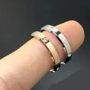 DW Chic Minimal Ring
