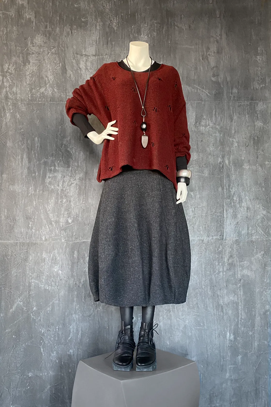 EC Ike Skirt in Anthra