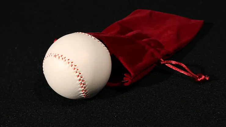 Final Load Ball Leather White (5.7 cm) by Leo Smetsers - Trick