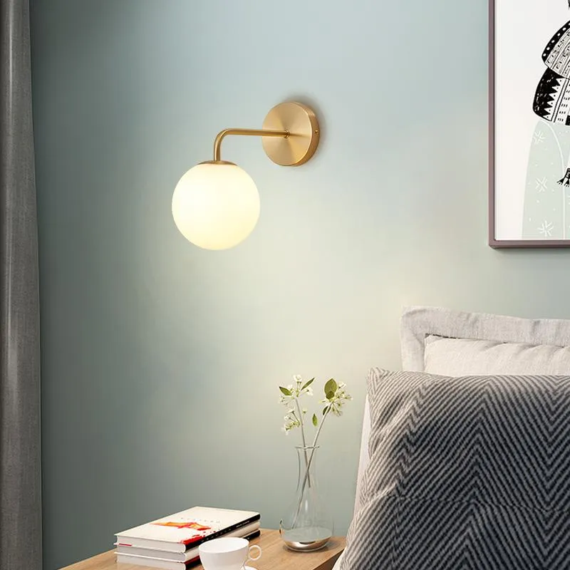Gulla | Brass Wall Lamp