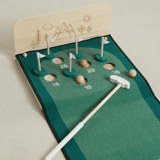Keen Putting Green