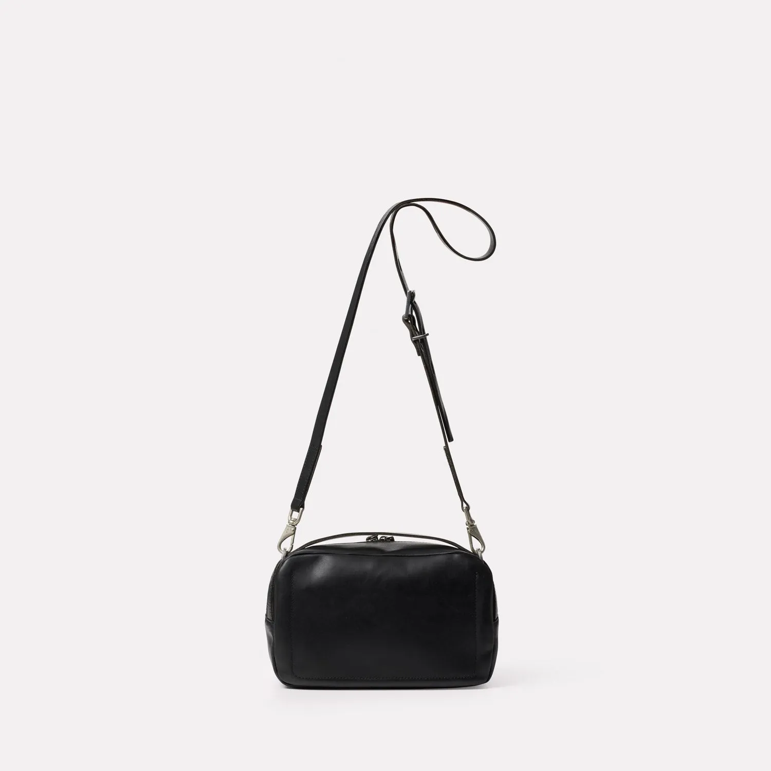 Leila Medium Crossbody in Black, Wellington Leather