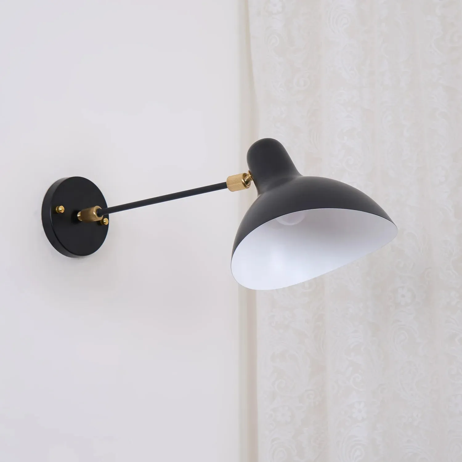 Mantis Wall Lamp