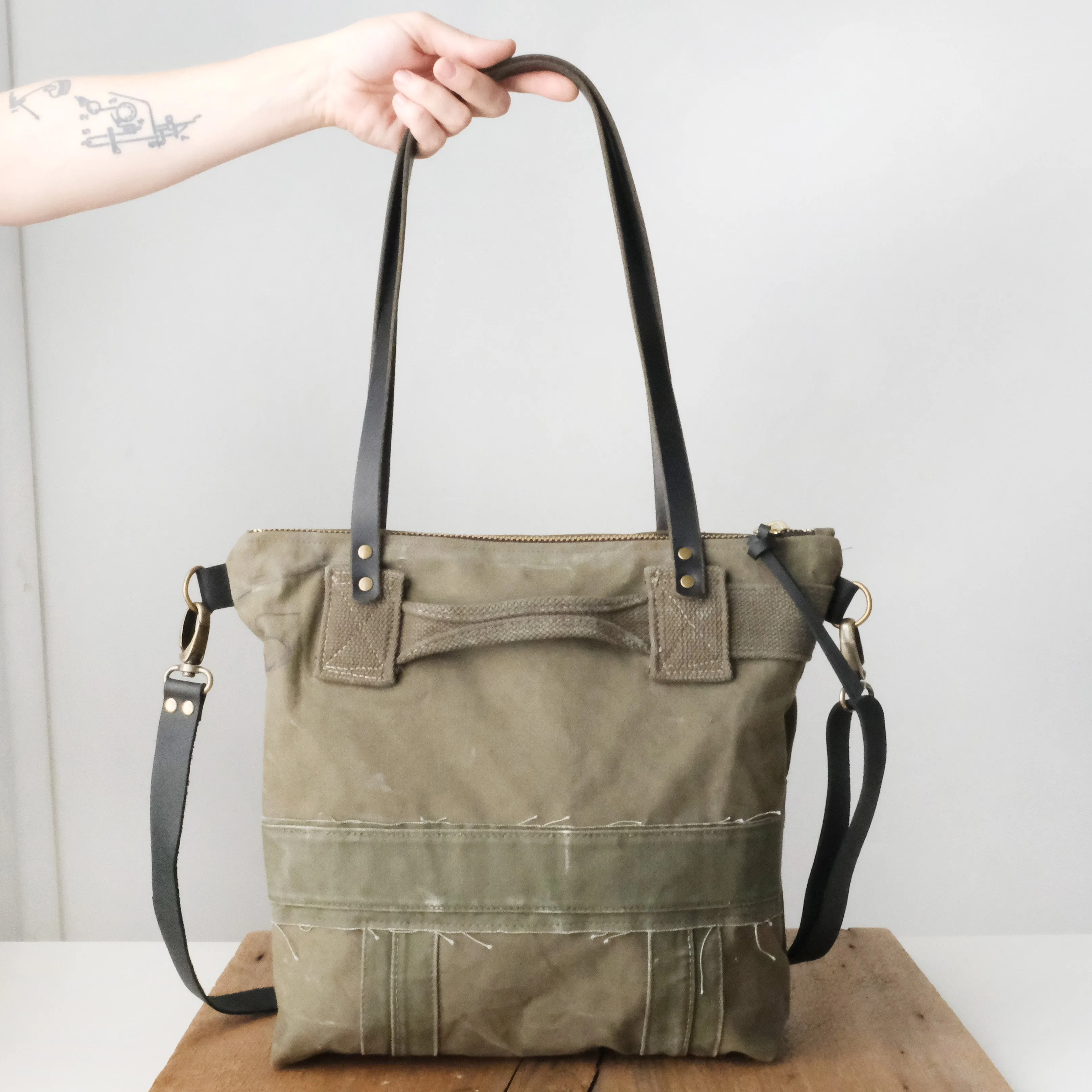 Military Tote No. 85