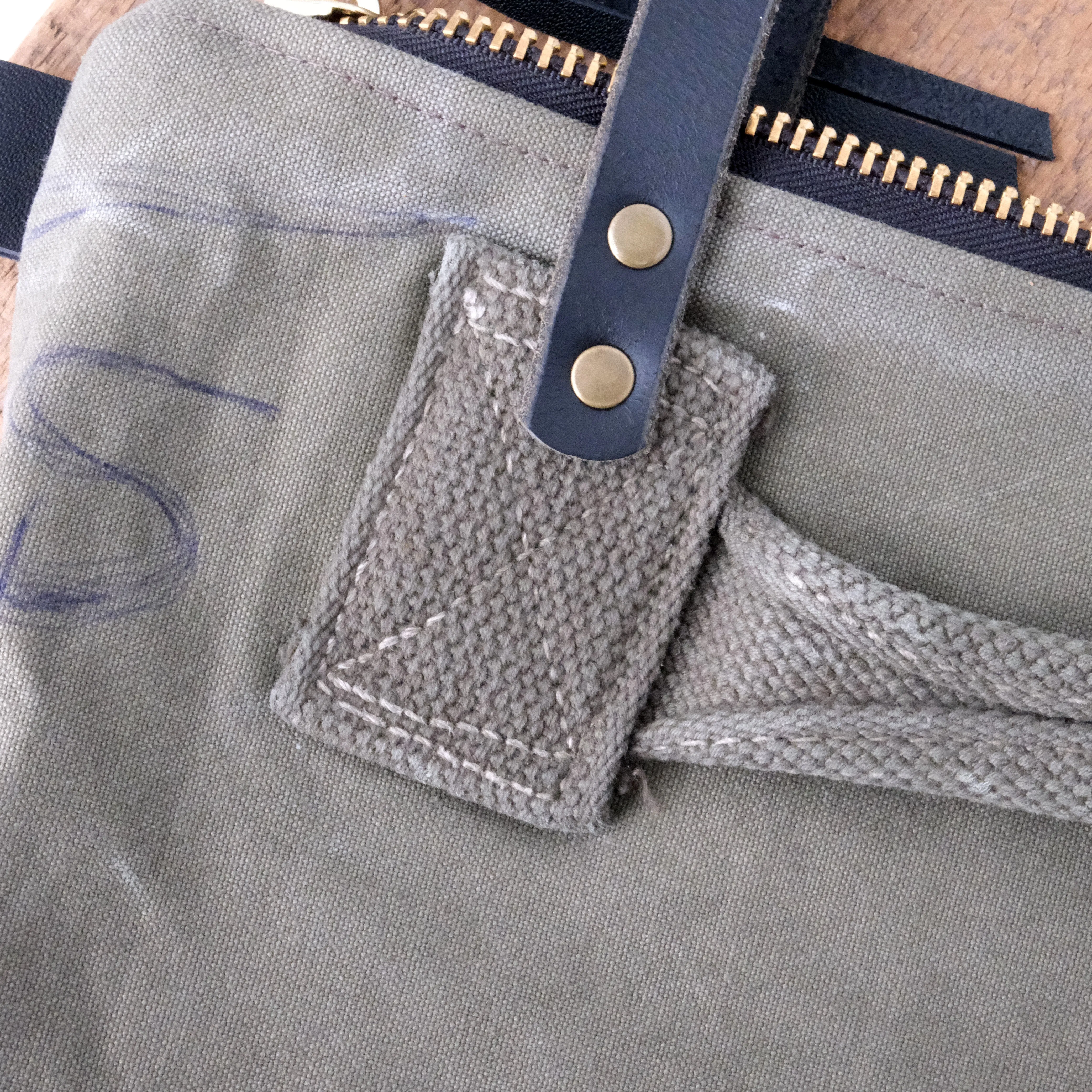 Military Tote No. 85