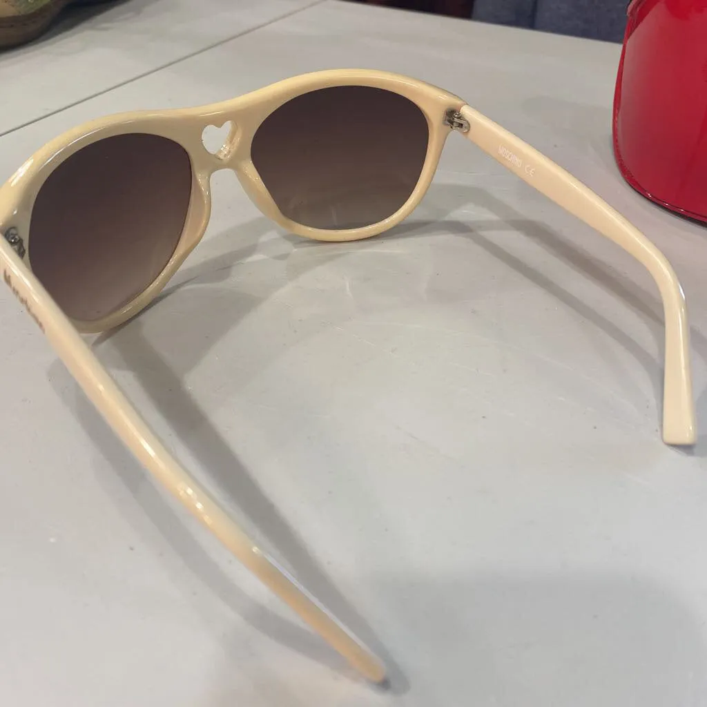 Moschino heart sunglasses