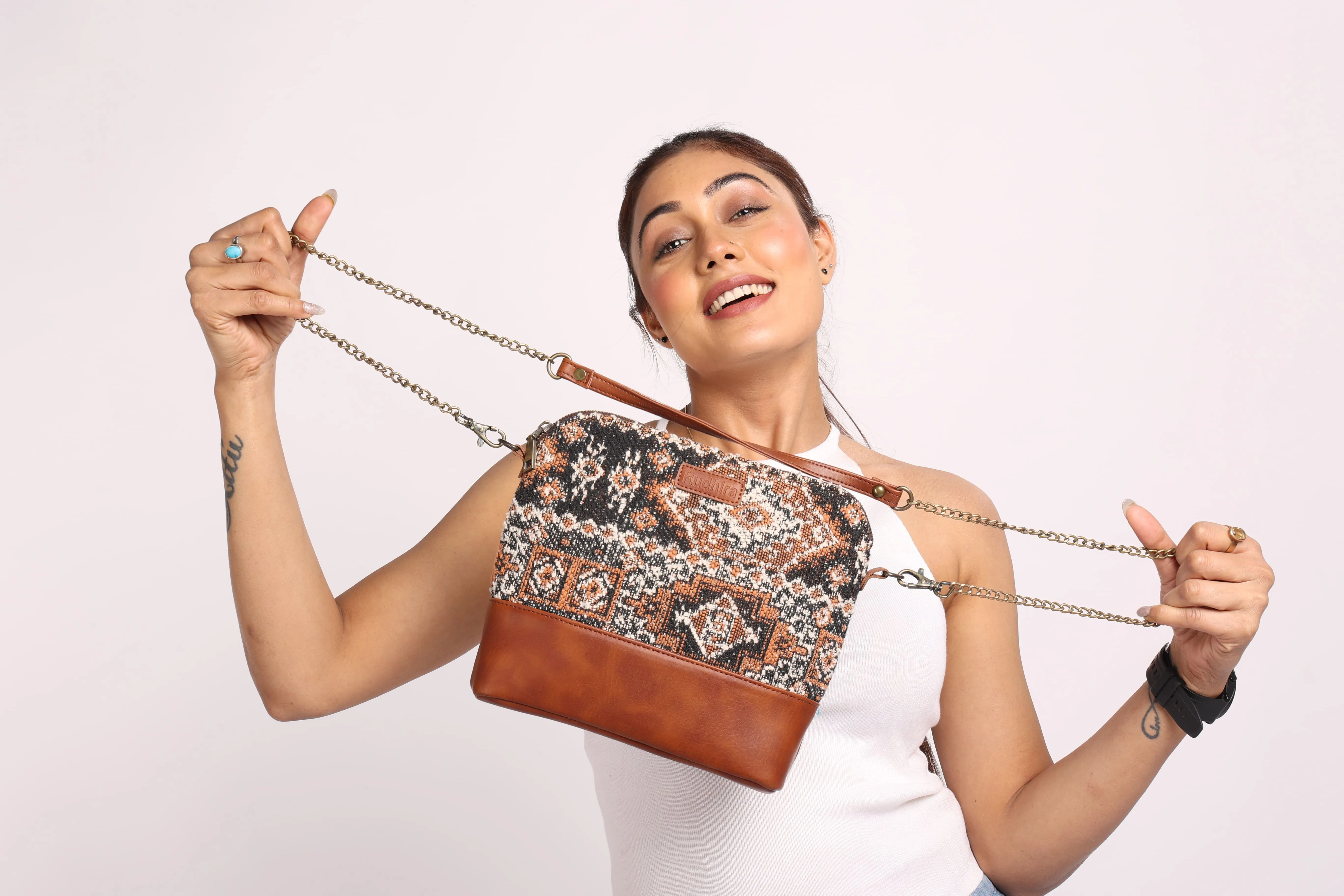 Rudhira Damask print cross body / sling bag
