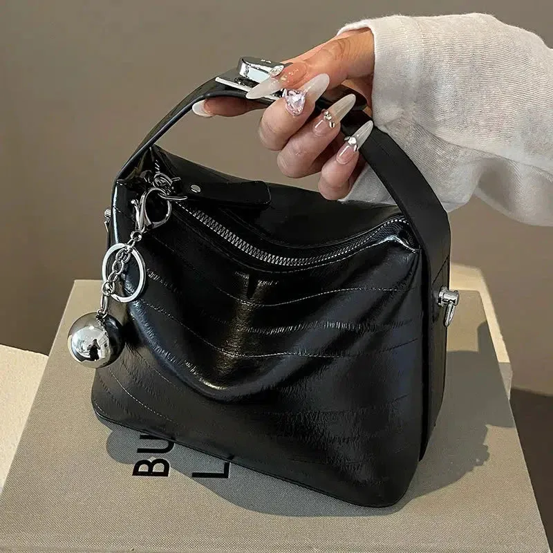 Vvsha Chain Accents Trendy Shoulder Bag